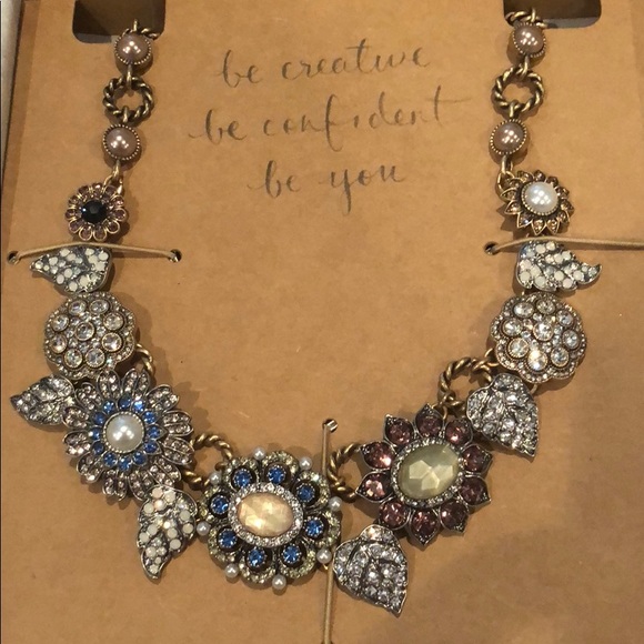 Chloe + Isabel Jewelry - **Host Pick** Bon Chic Statement Collar Necklace